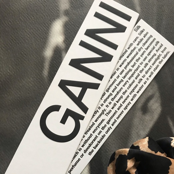 GANNI Leopard Scrunchie from LA hipster shop SOLD - Picture 4 of 8